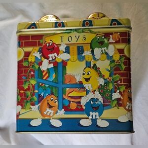M&M's Christmas Village Series #3 Tin 1996 *CHARITY LISTING*